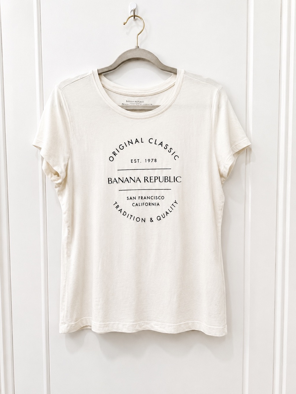 Banana Republic Timeless Tee White Logo Graphic T Shirt Large